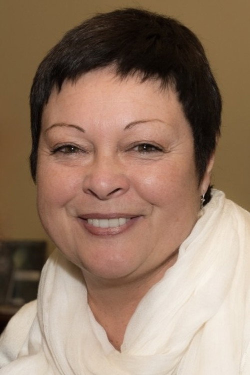 Claire Pimparé profile