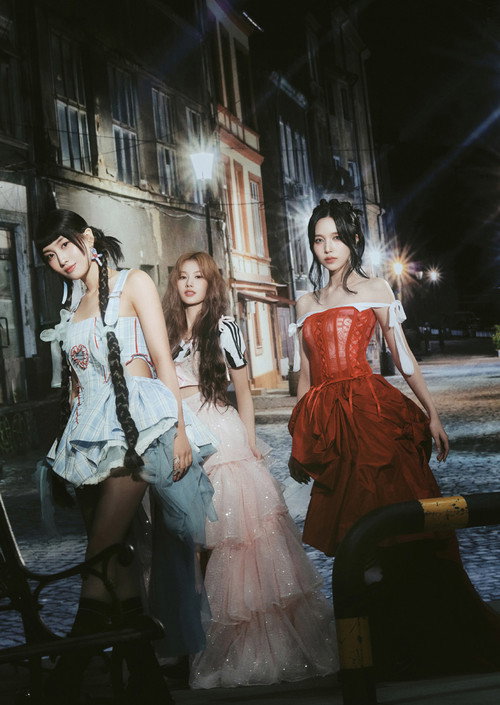 Movie poster for MISAMO JAPAN DOME TOUR 2024 “HAUTE COUTURE” (2024)