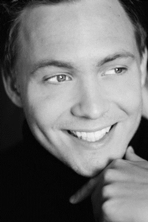 Photo of Henrik Larsson, Acting