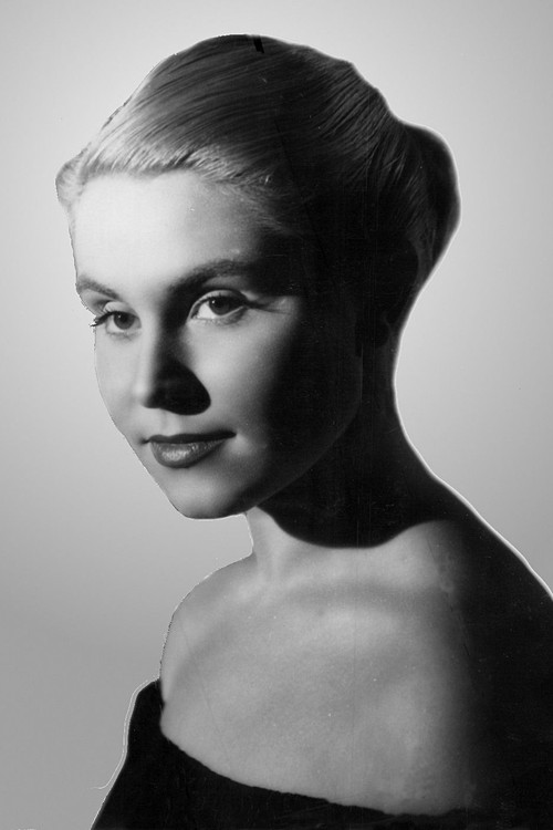Photo of Nadine Basile, Acting