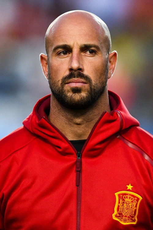 Pepe Reina profile