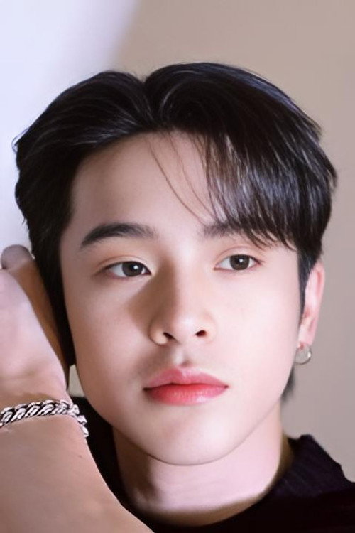 Photo of Thanapat Phiukham, Acting