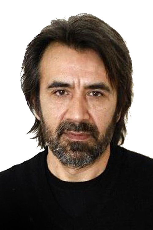 Zeki Demirkubuz profile