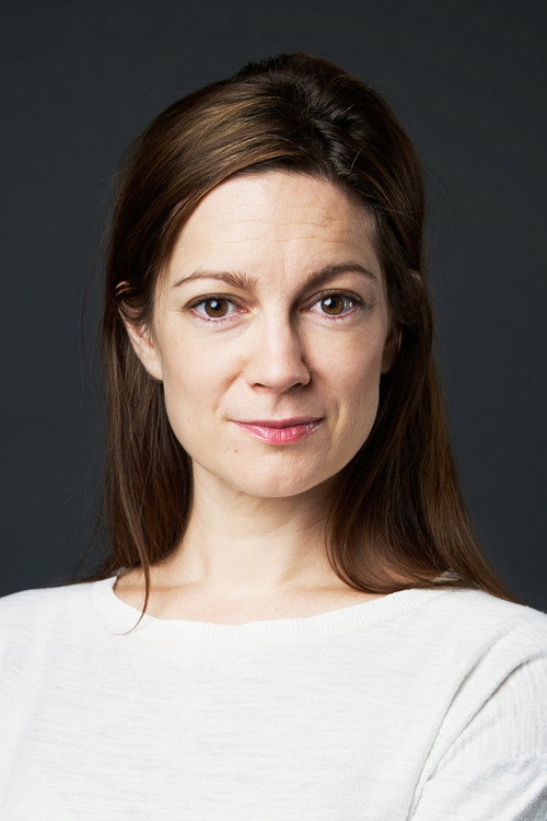 Photo of Emma Peters, Acting