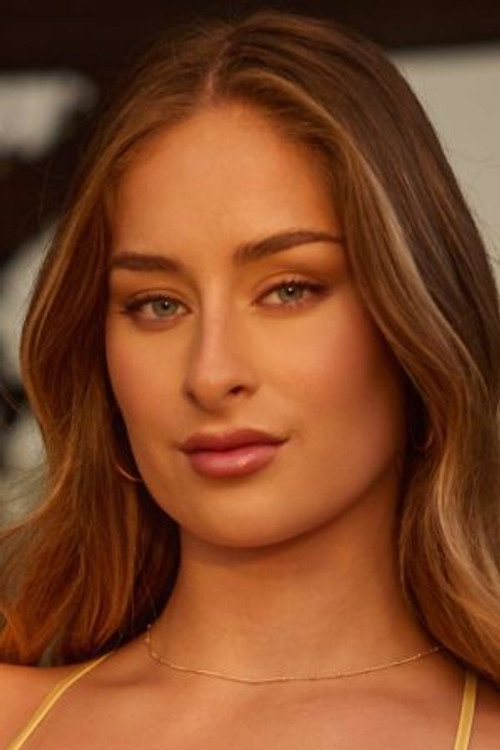 Photo of Ambar Lapiedra, Acting