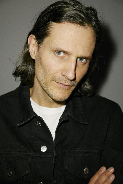 Manuel Möglich profile