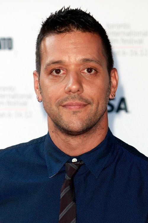 George Stroumboulopoulos profile