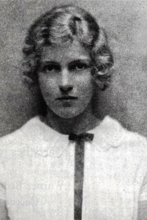 Photo of Dorothy Farnum, Writing