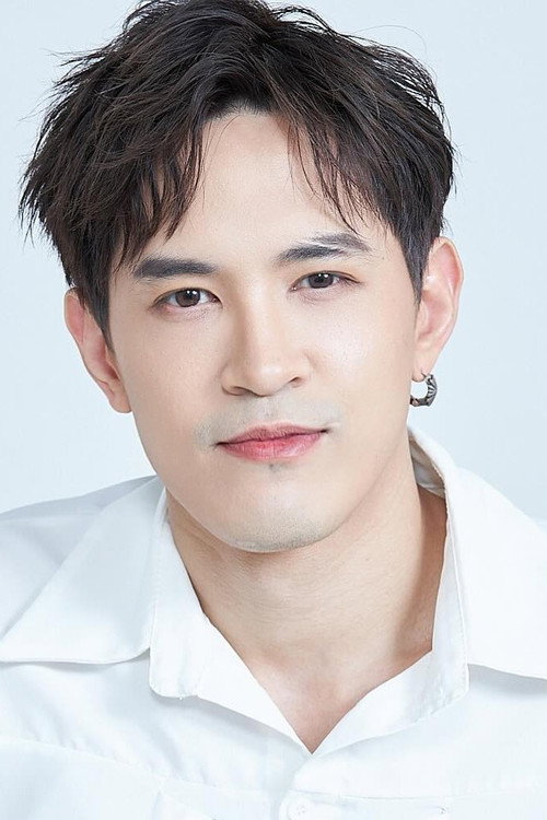 Aun Warit Lertjaruvong profile