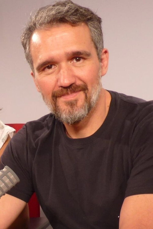 Luis Robledo Richards profile