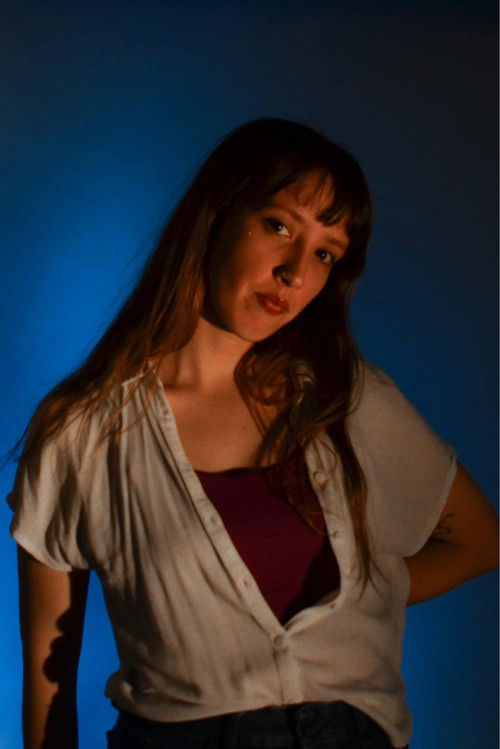 Camila Navarro profile