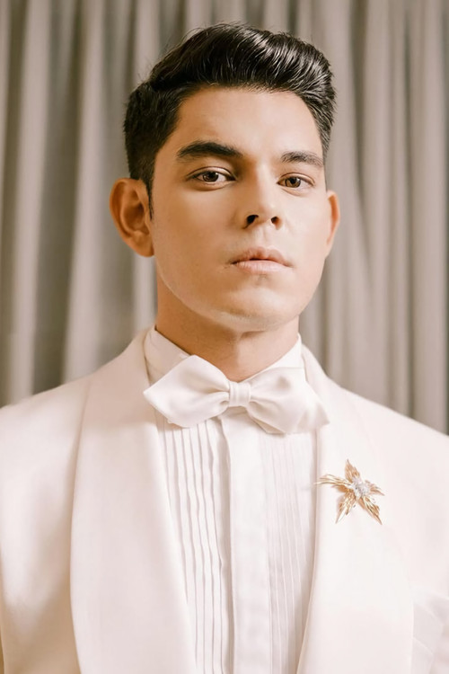 Richard Gutierrez profile