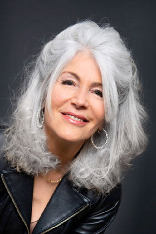 Photo of Linda Jo Rizzo, Acting