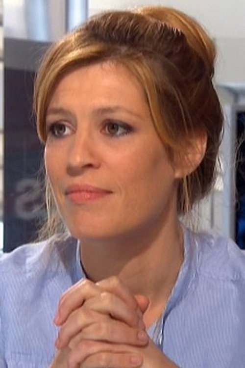 Photo of Anna Reinhardt, Acting
