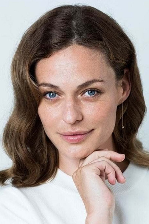 Photo of Sarah Grünewald, Acting