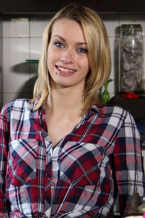 Photo of Alexia Chuck, Acting