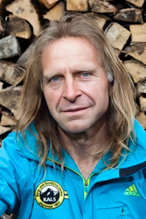 Photo of Toni Ponholzer, Acting