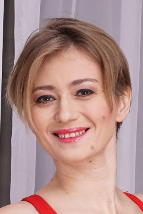 Photo of Yulenka Moore, Acting