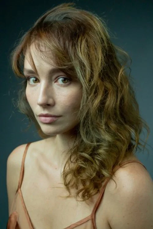 Photo of Juliana Lourenção, Acting