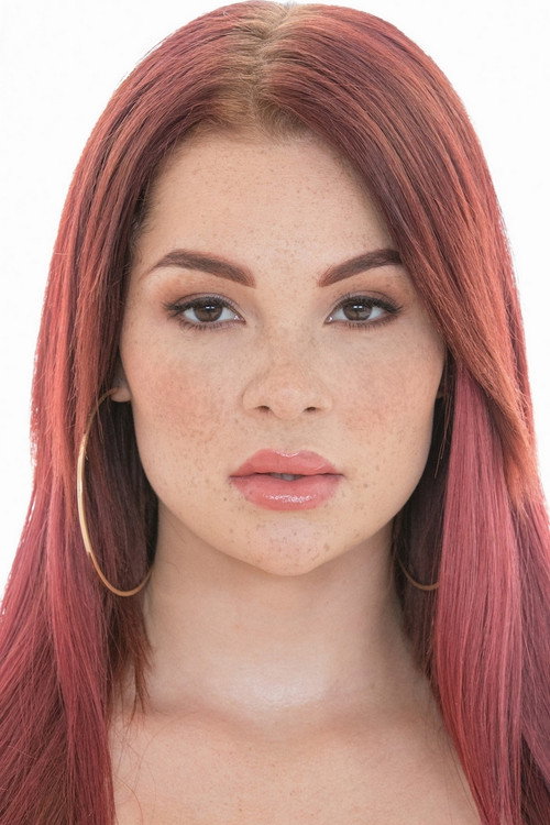 Photo of Skyla Novea, Acting