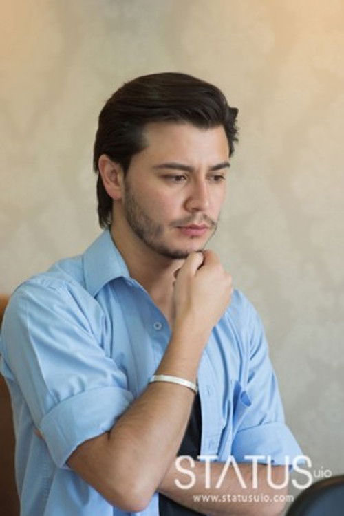 Raúl Santana profile