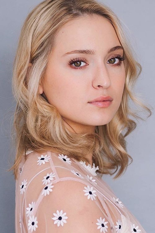 Photo of Ashlee Füss, Acting