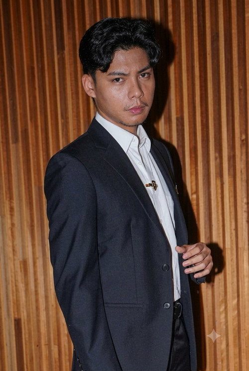 Photo of Zairi Aziz, Acting