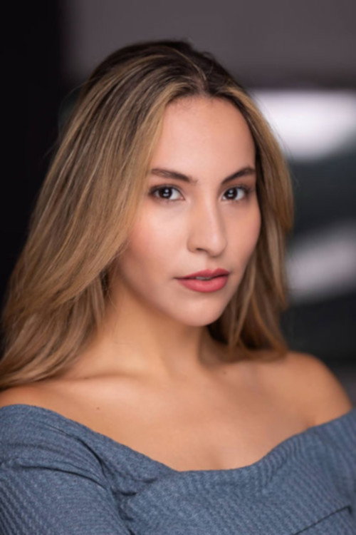 Photo of Abril Closs, Acting