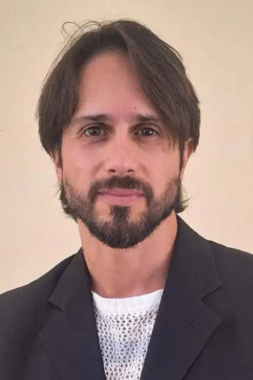 Maurício Ribeiro profile