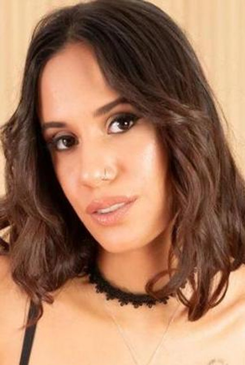 Photo of Isa Metible, Acting