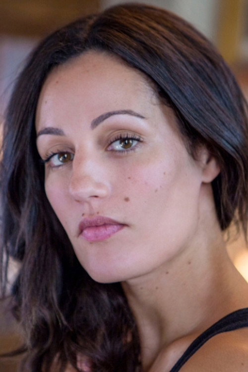 Ambre Larrazet profile