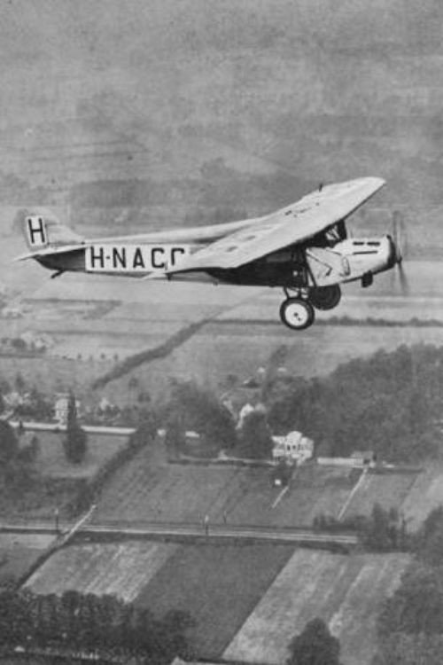 Movie poster for The Flight from the Netherlands to the Indies (1924)