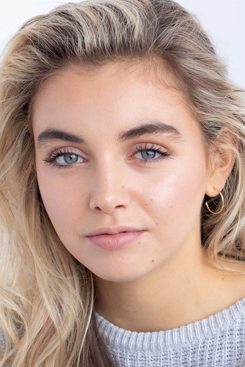 Photo of Chloe Skoczen, Acting
