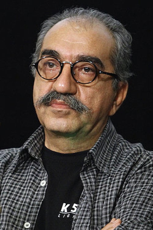 Photo of Turaj Mansuri, Camera