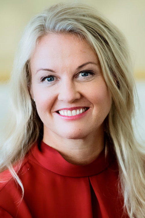 Photo of Nina Kennedy, Acting