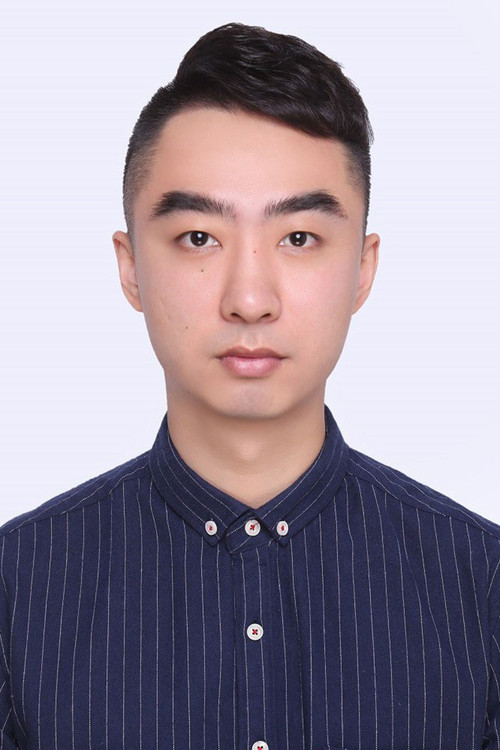 Photo of Guo Yupeng, Writing