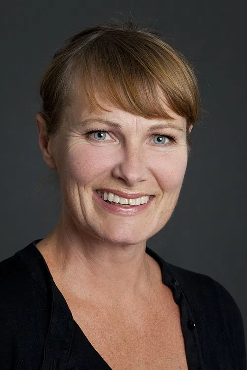 Nina Woxholtt profile