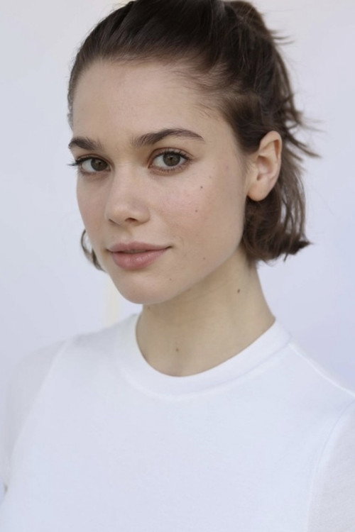 Photo of Michelle Ellyse, Acting