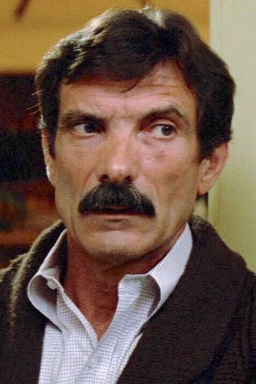 Robert Darnell profile