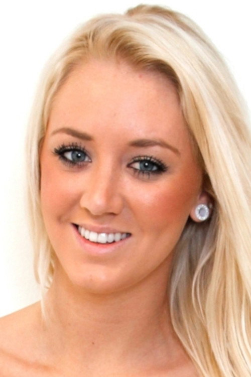 Photo of Roxxi Silver, Acting
