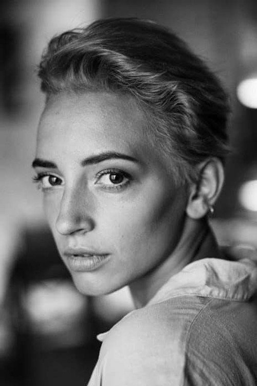 Photo of Olena Meshcheriakova, Acting