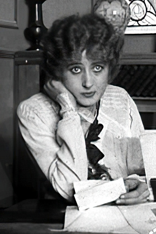 Photo of Suzanne Delvé, Acting