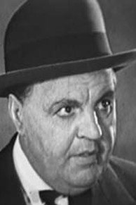 Robert McKenzie profile