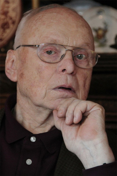Photo of Hugo Niebeling, Directing