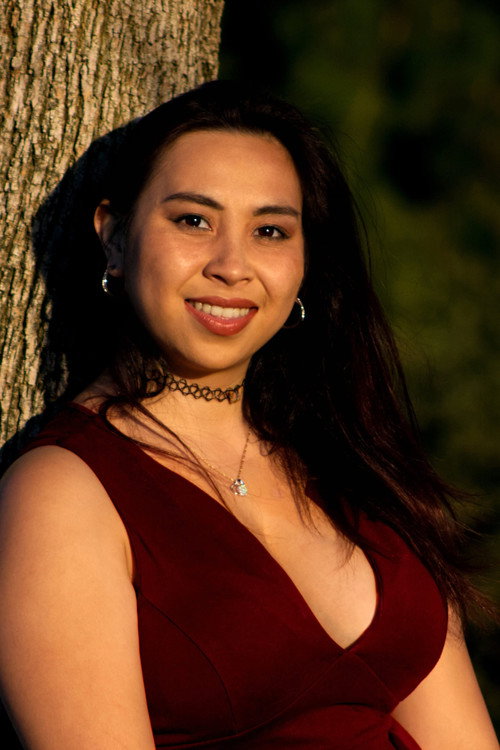 Photo of Sarah de Leon, Writing