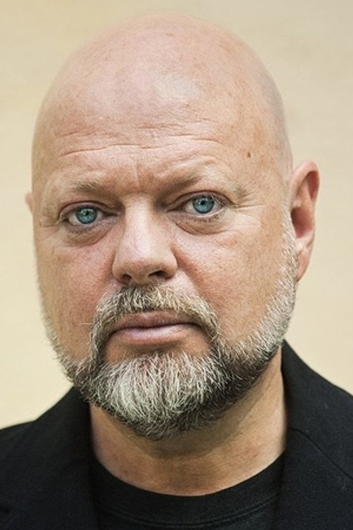 Photo of Peter LeMarc, Sound