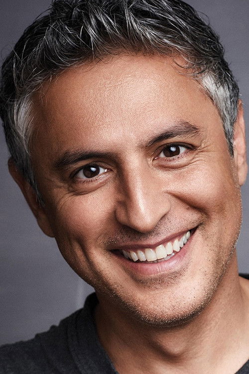 Reza Aslan profile
