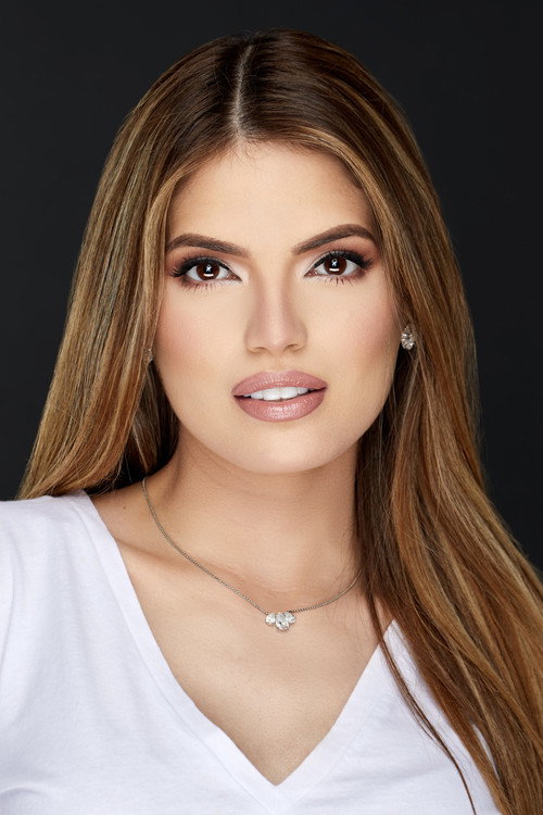 Simoné Marval profile