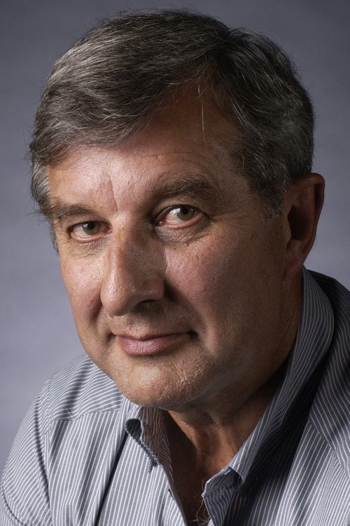 Photo of Tony Pierce-Roberts, Camera