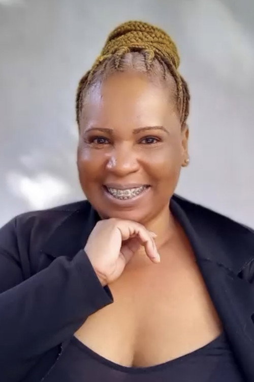Photo of Renata Santos, Acting
